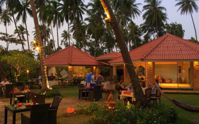 Big John Seafood Koh Samui : coucher de soleil et cuisine sur la plage de Lipa Noi