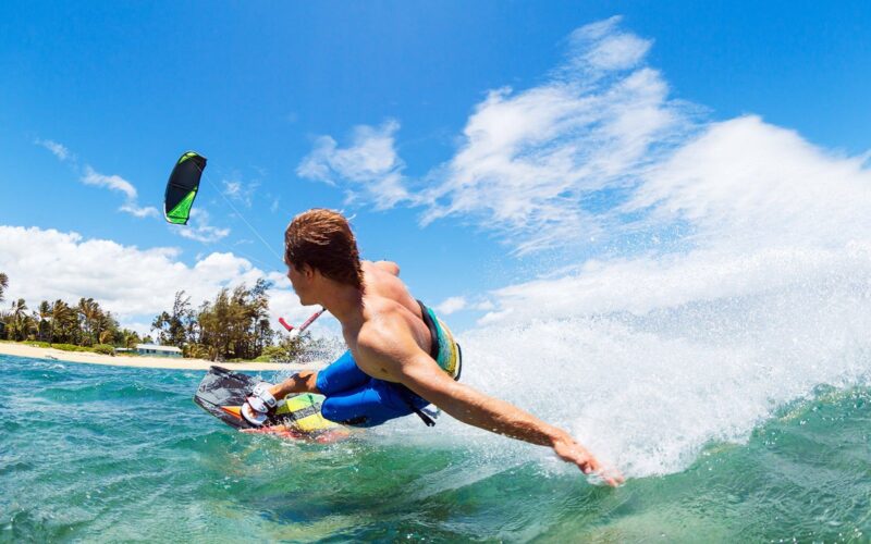 Kitesurf et windsurf à Koh Samui : les meilleurs spots et la bonne saison