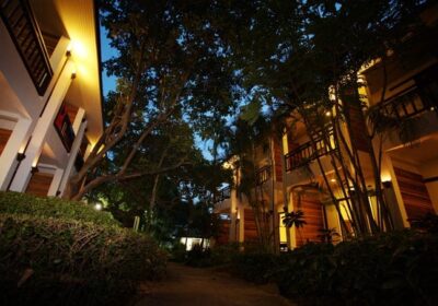 Lamai Wanta Beach Resort (The Hive Hotel Samui) : Le Meilleur Spot de Baignade de Lamai pour 33 euros la Nuit